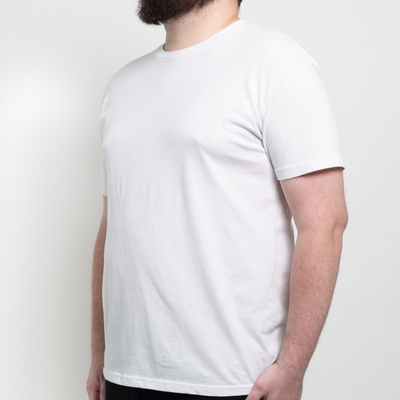 Weißes T-Shirt mit Rundhals