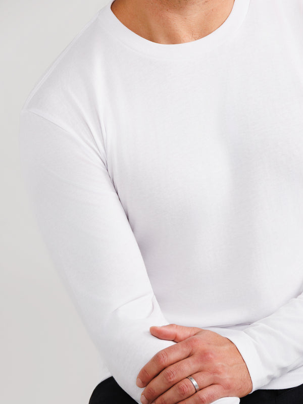 Weißes Langarmshirt