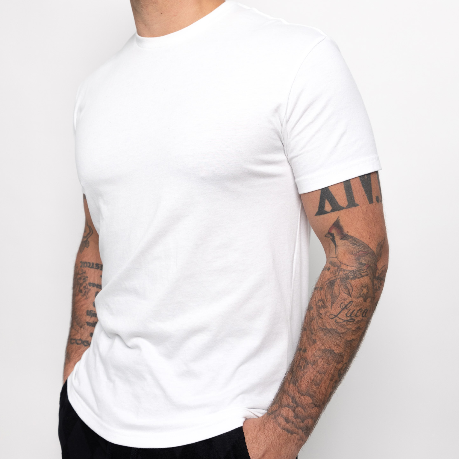 Weißes T-Shirt mit Rundhals