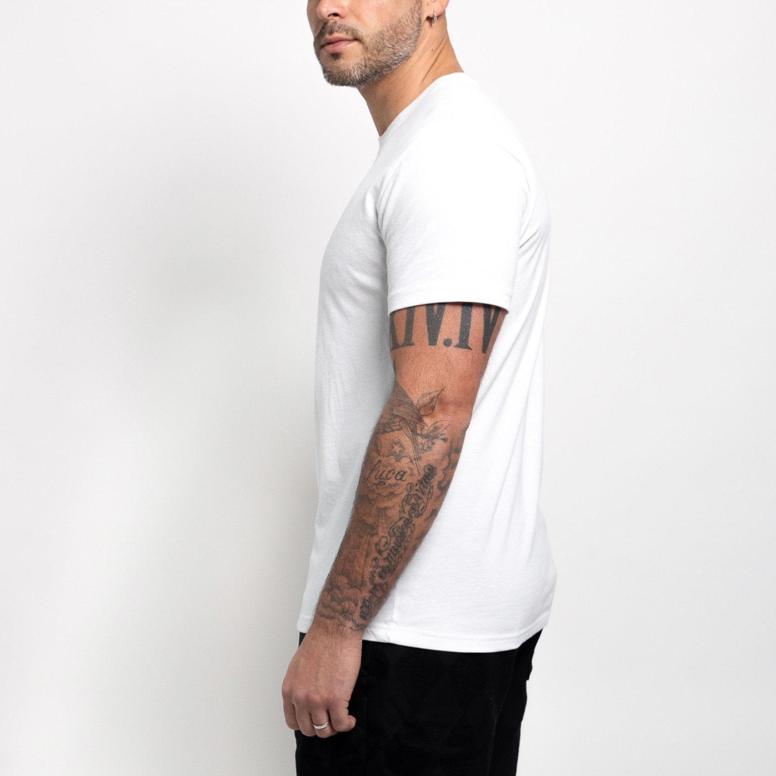 Weißes T-Shirt mit Rundhals