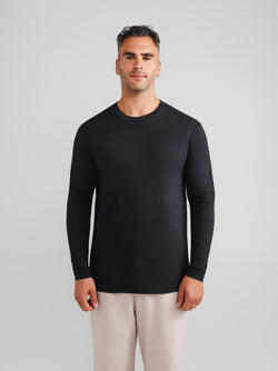 Schwarzes Langarmshirt