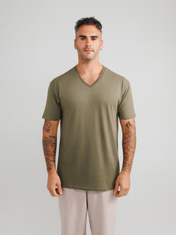 Olivgrüne V-Ausschnitt T-Shirts